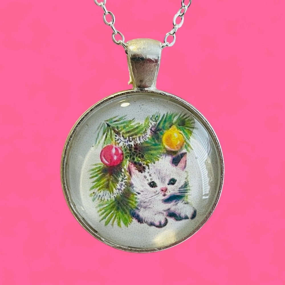 Vintage Christmas Tree ornaments Holiday White Kitten Retro Pendant Necklace